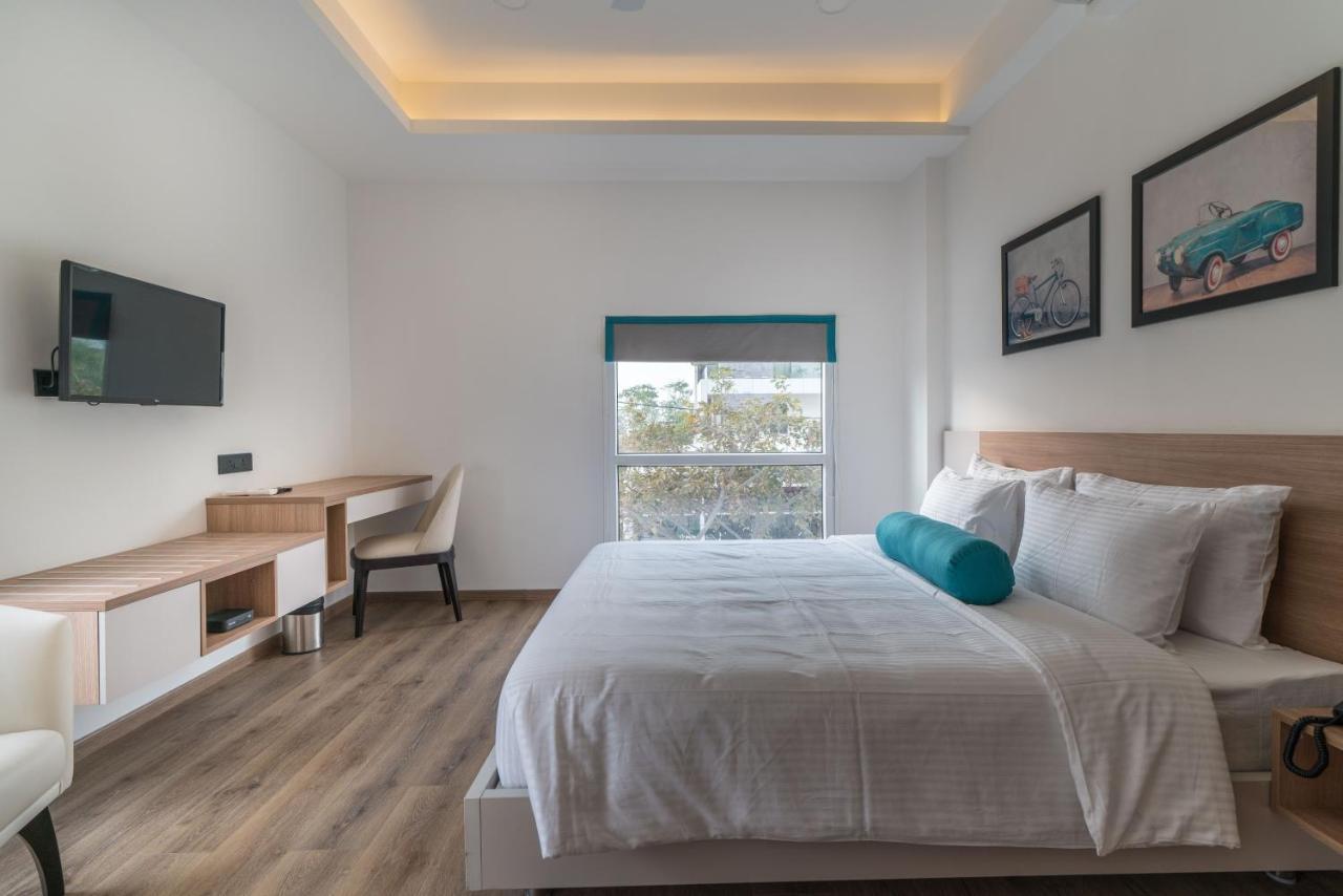 Hotel Skyla & - Jubilee Hills